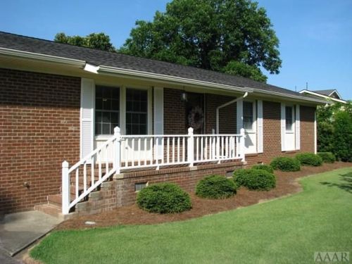112 Hazel St, Plymouth, NC 27962-9563