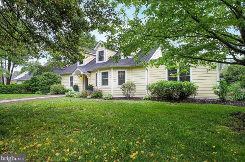 213 Avondale Cir, Severna Park MD  21146-4403 exterior