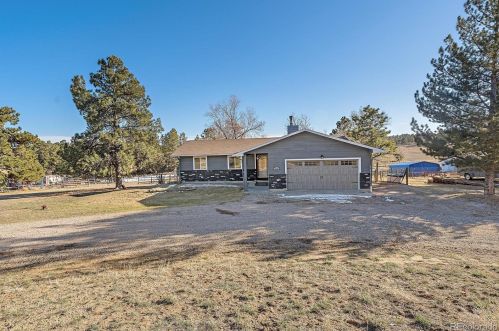 5360 Pine Ridge Dr, Elizabeth, CO 80107-7820