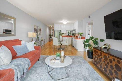 4317 21st St, San Francisco, CA 94114-2776