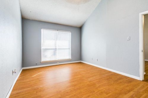 114 Amberway Ln, Garland TX 75040-3755 exterior