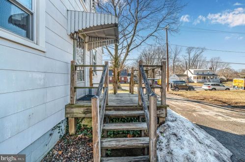 143 Orange St, Carlisle PA 17013-2229 exterior