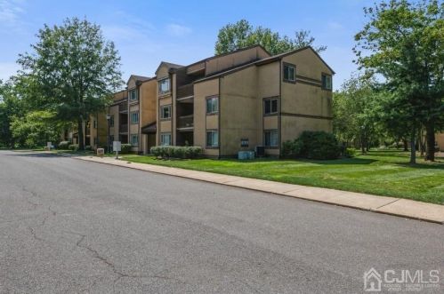 2117 Sayre Dr, Princeton, NJ 08540-5819