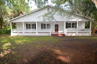 135 Glyndale Cir, Brunswick, GA 31520-1245