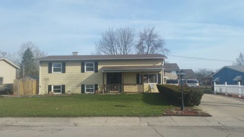 22 Marnel Rd, Boulder Hill, IL 60538-2015