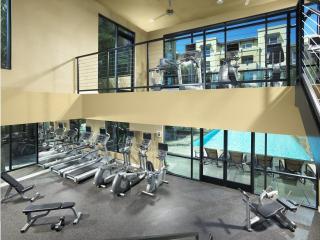 2801 Alton Pkwy, Irvine CA  92606-2172 exterior