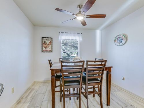 10000 Gainsborough Dr, Spring Branch TX 78070-6408 exterior