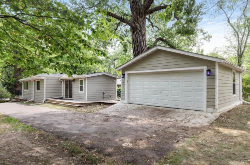 947 Barclay St, Saint Paul MN  55106-3501 exterior