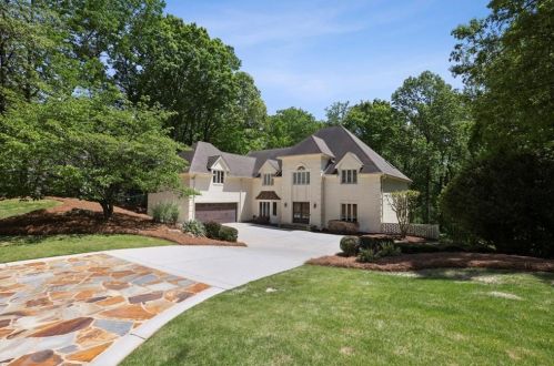280 Cameron Ridge Dr, Atlanta GA  30328-4709 exterior