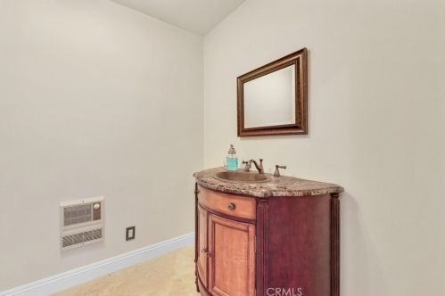 473 Country Hill Rd, Anaheim CA  92808-1353 exterior
