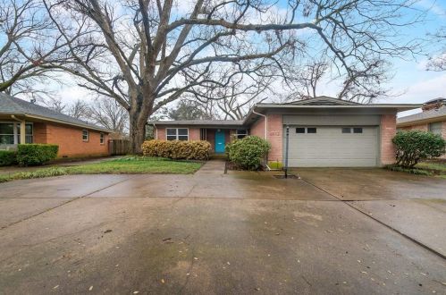 6912 Clemson Dr, Dallas TX  75214-1713 exterior