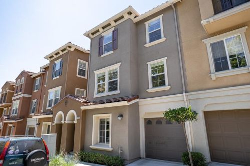 772 Batista Dr, San Jose, CA 95136-4849