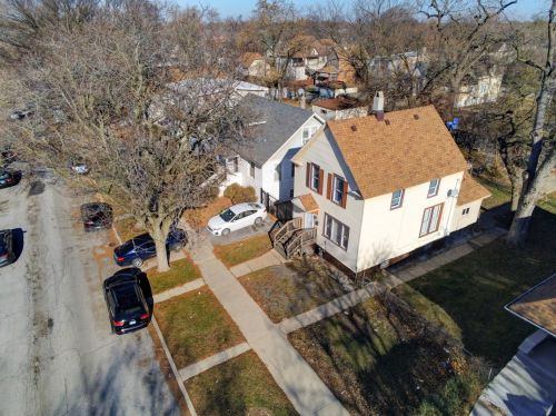 8831 Aberdeen St, Chicago, IL 60620-3457