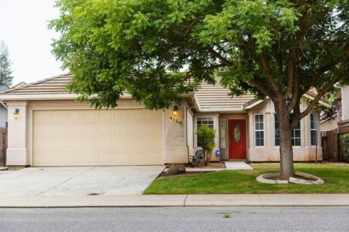 4120 Desertaire Dr, Modesto, CA 95355-8972