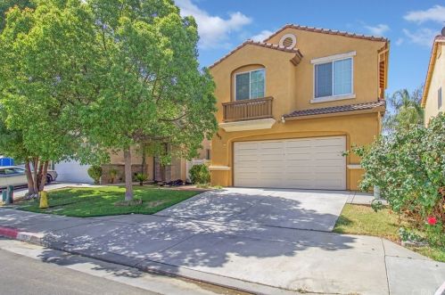 353 Camino De La Luna, Perris, CA 92571-2993