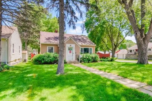 602 17th Ave, South Saint Paul, MN 55075-1530