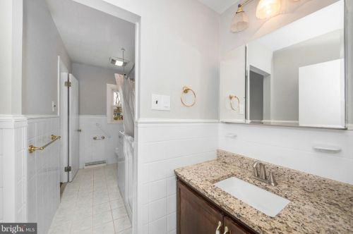 53 Bakun Way, Trenton NJ 08638-1507 exterior