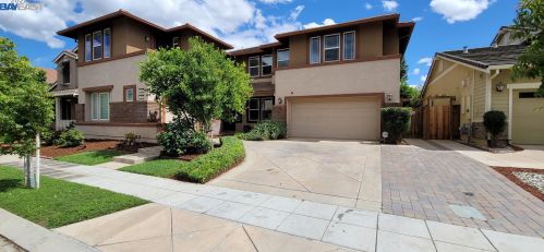 736 Woodside Ave, Tracy, CA 95391-1156