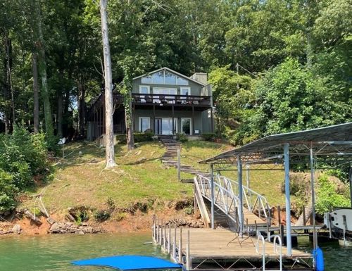 9650 Browns Bridge Dr, Gainesville, GA 30506-6701