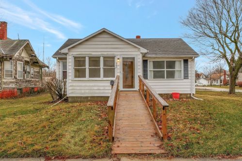360 Orleans St, Paxton, IL 60957-1512