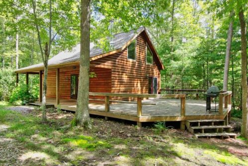 128 Saddle Dr, Jamestown, TN 38556-6812