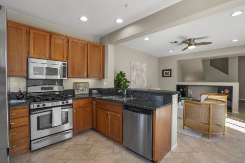 1199 Elfin Forest Rd, San Marcos CA  92078-1077 exterior
