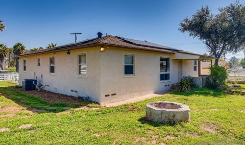 10517 Oak Creek Dr, Lakeside, CA 92040-1624