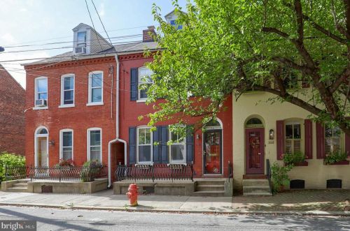 326 Mary St, Lancaster PA  17603-3329 exterior