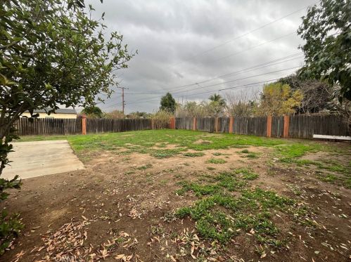 9230 Philbin Ave, Riverside CA  92503-8607 exterior