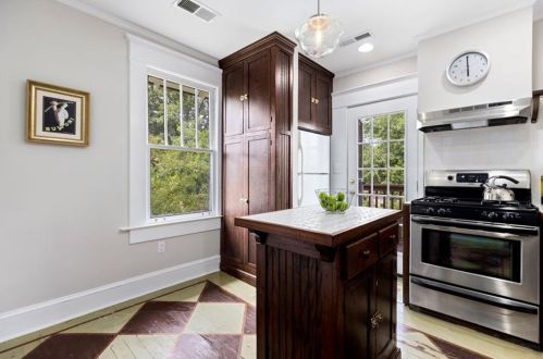 15 Branham St, Atlanta GA  30317-1228 exterior