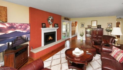 605 Valley View Ave, Hackettstown NJ  07840-1417 exterior