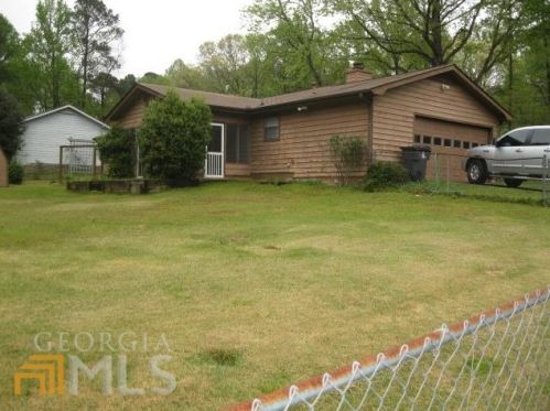 109 Old Lantern Ct, Stockbridge GA  30281-1357 exterior