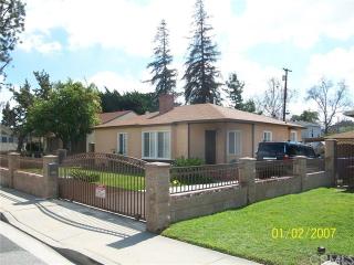 1720 Fleming St, Pomona, CA 91766-1118