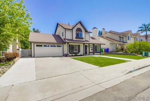 1376 Darwin Dr, Oceanside CA  92056-6618 exterior
