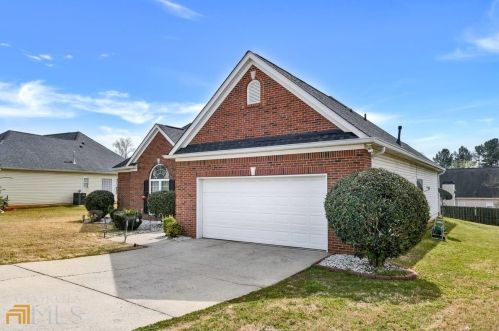 905 Ember Ct, Stockbridge, GA 30281-7903