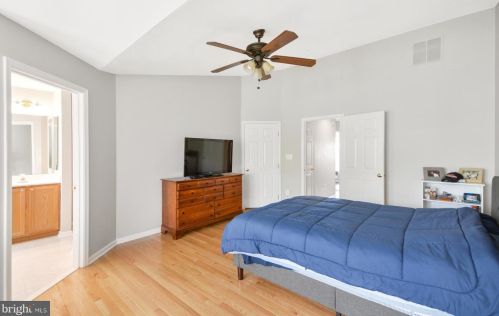 9 Wash House Cir, Middletown MD  21769-7741 exterior
