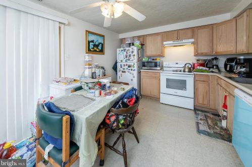 75 Vanderbilt Ct, Erial, NJ 08081-2916