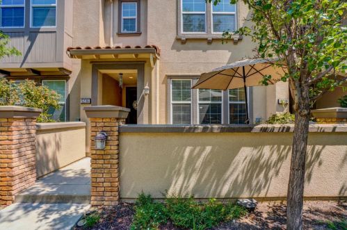5236 Fioli Loop, San Ramon, CA 94582-6011