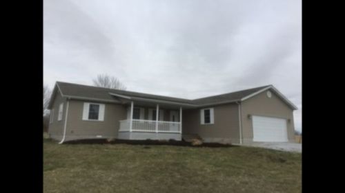 290 Lincoln St, Boyd, IL 62830-1519