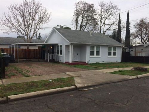 212 Madison St, Modesto, CA 95351-2744