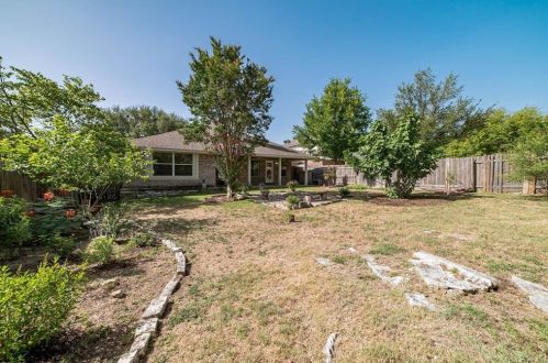 15624 Fisher Is Dr, Austin TX  78717-3833 exterior