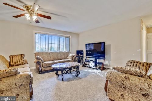 9805 Hedin Dr, Silver Spring, MD 20903-1806