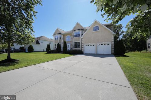 153 Blue Meadow Ln, Erial, NJ 08081-9399