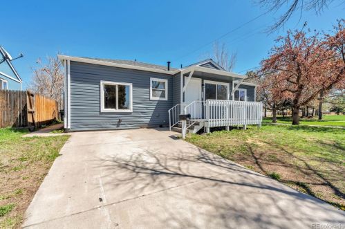 1704 Kenton St, Denver CO  80010-2428 exterior