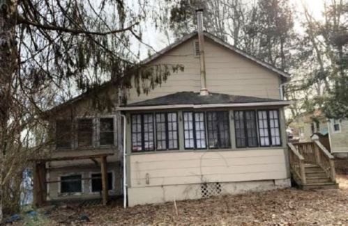 52 Lakeview Dr, Coventry, CT 06238-2836