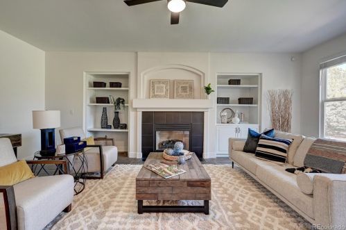 5756 Danube Cir, Aurora CO 80015-5148 exterior