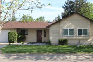 2975 Dove St, Redding, CA 96001-3634