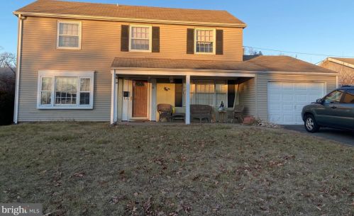 25 Perennial Ln, Willingboro, NJ 08046-2622