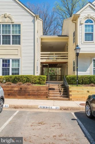 2229 Lovedale Ln, Herndon, VA 20191-2363