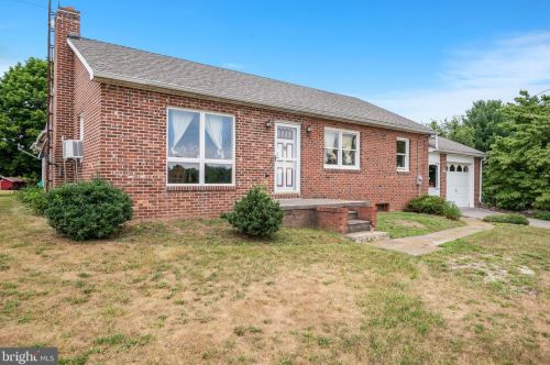 251 Solid Oak Dr, Three Churches WV  26757-6383 exterior